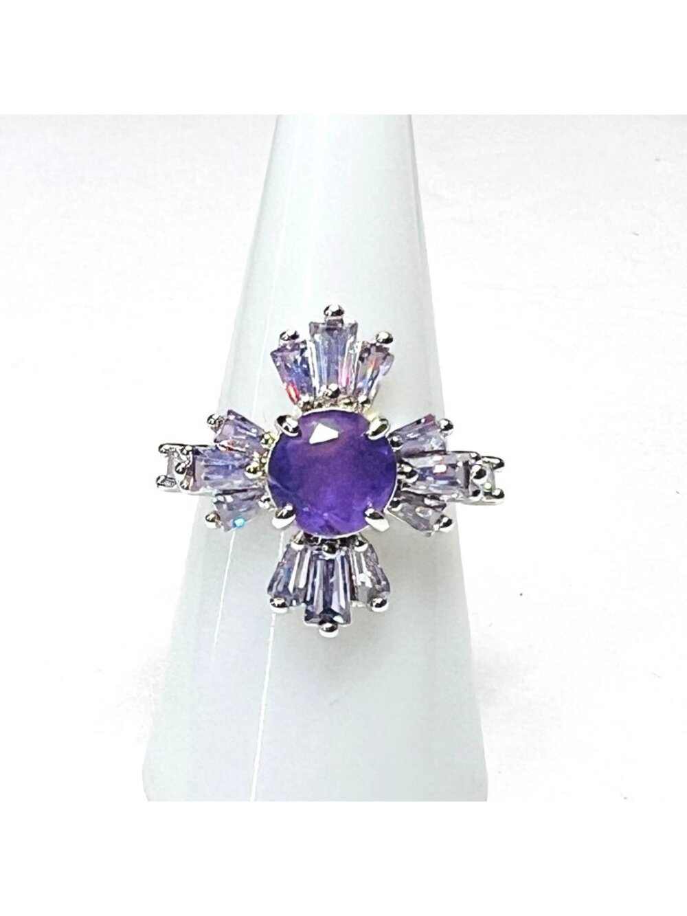 Ring Bomb Party Ring, NWOT, size 8 , purple gemstone silver color band